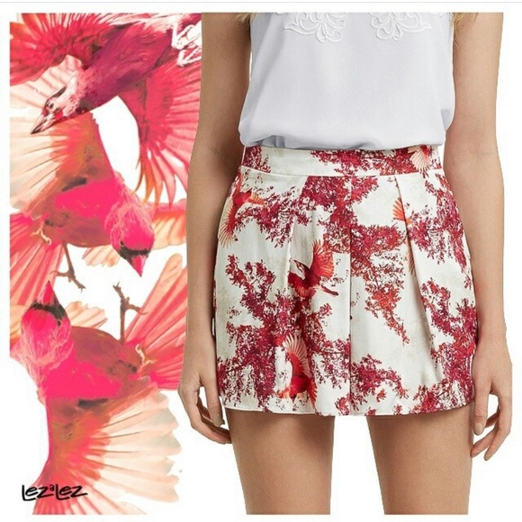 Floral shorts - Picture 1 of 7